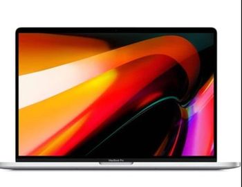 جهاز Apple MacBook Pro مقاس 15 إنش ، شاشة عرض ريتينا باللون الفضي 2018 بسرعة 2.6 جيجاهرتز مع معالج Intel Core i7 سعة 16 جيجابايت وذاكرة 2400 ميجاهرتز DDR4 وسعة 512 جيجابايت SSD