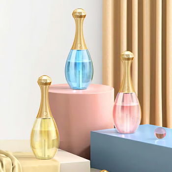 K13 Perfume Bottle Design Ultrasonic Mini Humidifier USB Mute Home Car Aroma Mist Diffuser with LED Night Light