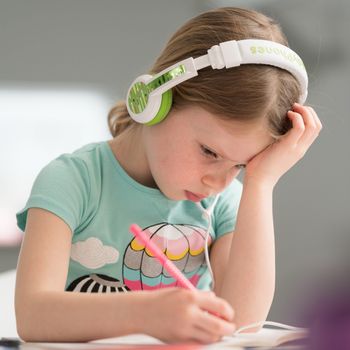 BuddyPhones - School Plus Kids Headphones - High Performance Beam Mic, Detachable BuddyCable for Sharing, Foldable & Cushioned Headband (Green)