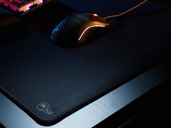 Glorious XL Gaming Mouse Pad - 16"x18" - Stealth Edition