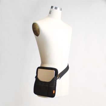 modulR Hip/Shoulder Pouch for Tablets (A81-50-A) Black