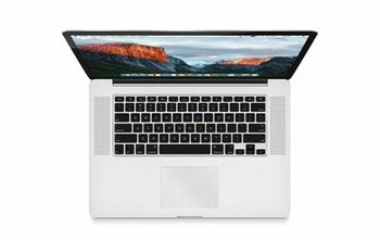 Apple Macbook Pro 11 4 (A1398 MID-2015) Core i7 2.2GHz، 15Inch، 16GB RAM، 256GB SSD، 1.5GB VRAM، ENG KB، فضي