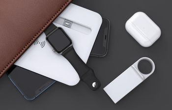 شاحن لاسلكي HOAVY 6 في 1 مع شاحن Magsafe متوافق مع أجهزة Apple وAirpods وi-watch والهواتف ذات منفذ C وشاحن سريع وكابل USB C PD متضمن - أبيض