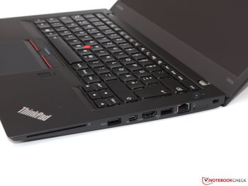 لاب توب لينوفو ثينك باد T460S مقاس 14 بوصة، معالج كور i5-6200U بسرعة 2.3 جيجاهرتز، وذاكرة وصول عشوائي سعة 8 جيجابايت، ومحرك أقراص ذو حالة ثابتة سعة 256 جيجابايت، ونظام تشغيل ويندوز 10 برو - أسود